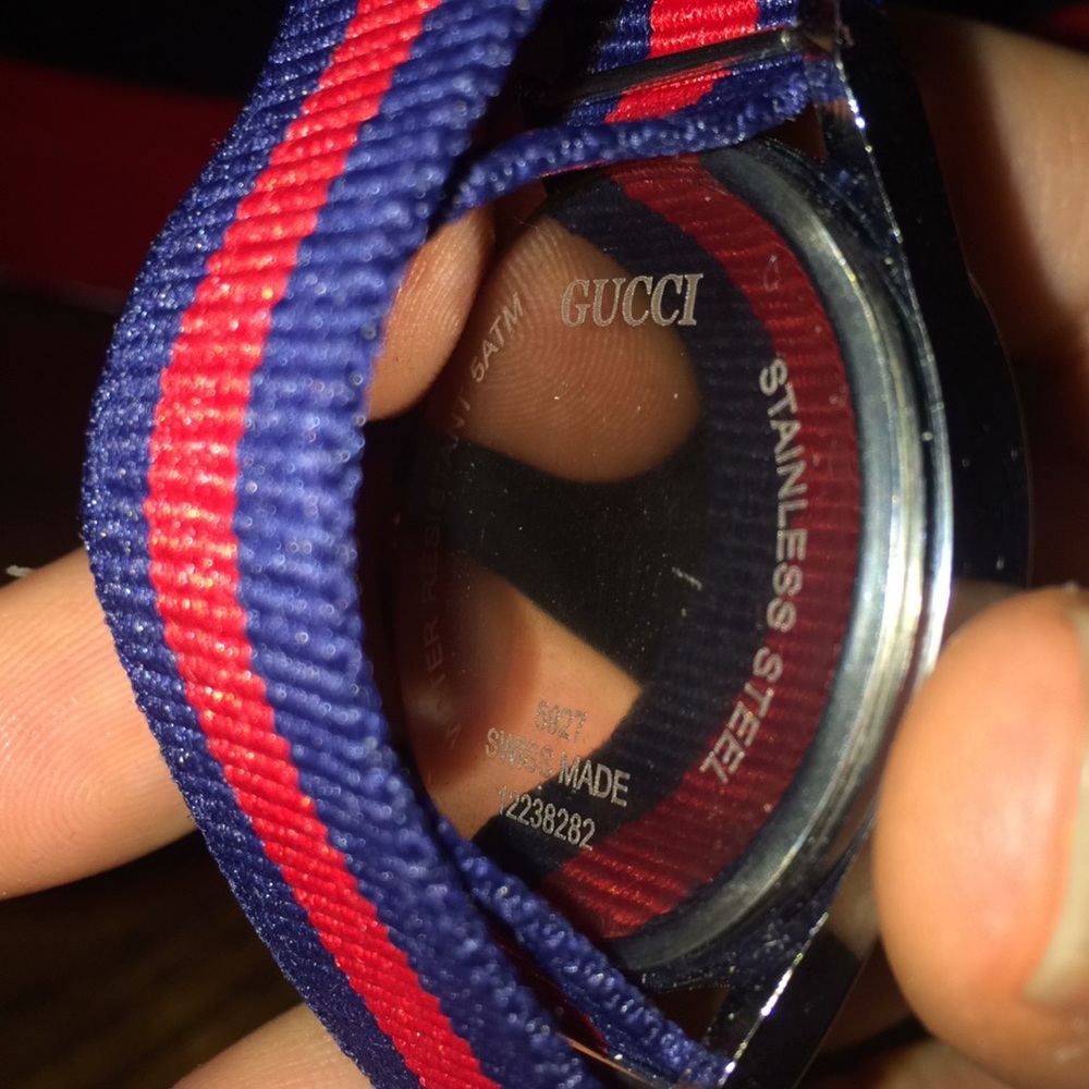Gucci tiger watch - Picture 3 of 3